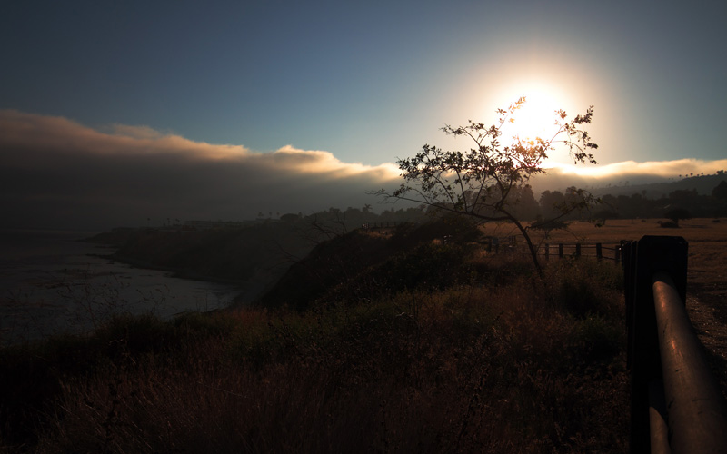 Illustration for article titled 166 Sunrises and Sunsets